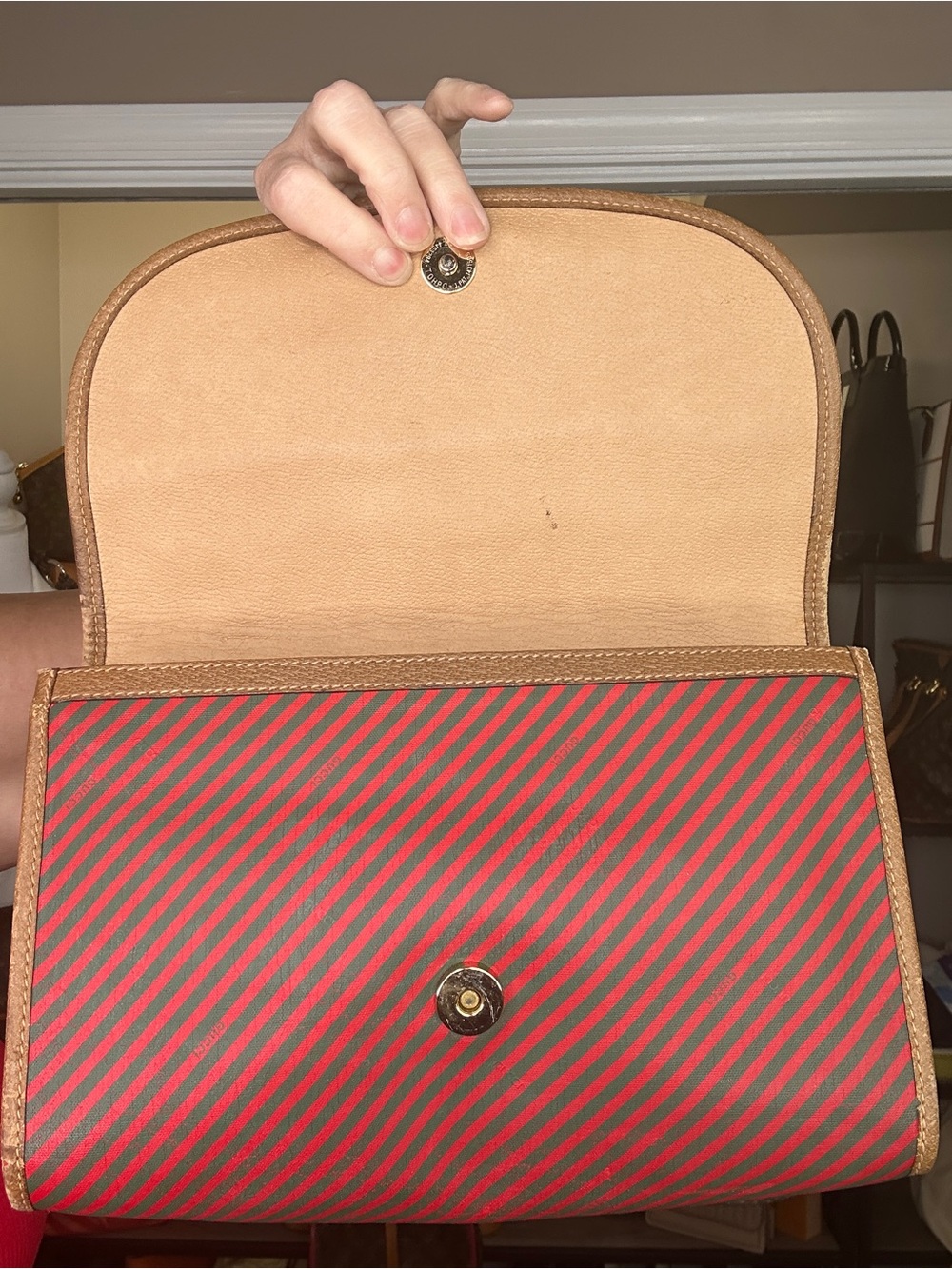 Vintage Gucci Accessory Collection Red Green Stripe Envelope Clutch COA - Picture 12 of 17